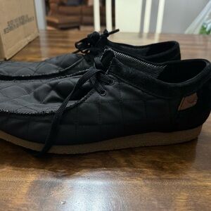 Men's Black Quilted Shoes